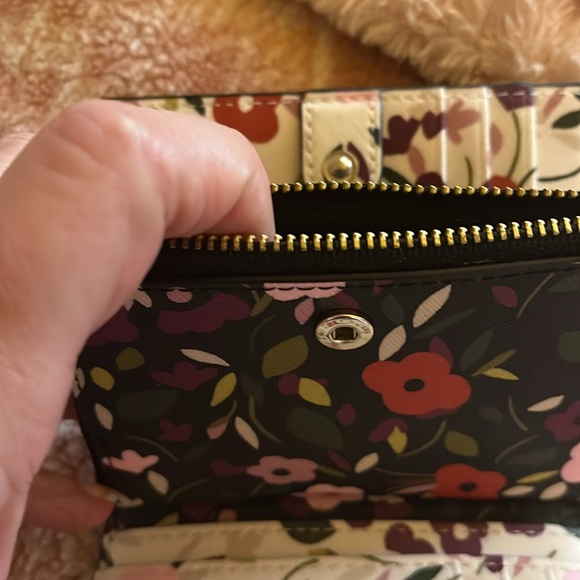 Kate Spade Wallet - Picture 8 of 14